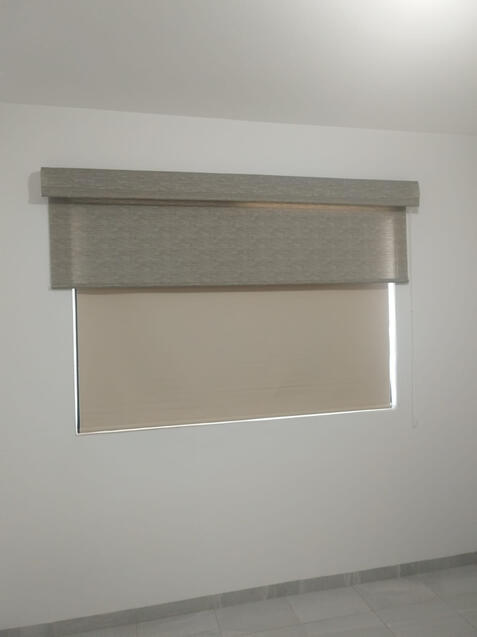 Sistema Día y Noche: Enrollable traslúcida y blackout Sistema Día y Noche: Enrollable traslúcida y blackout